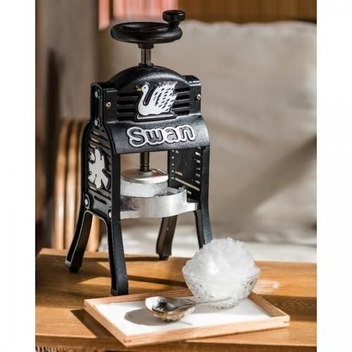 おすすめミニ手動かき氷機 スワン「BLACK SWAN ブラックスワン」人気