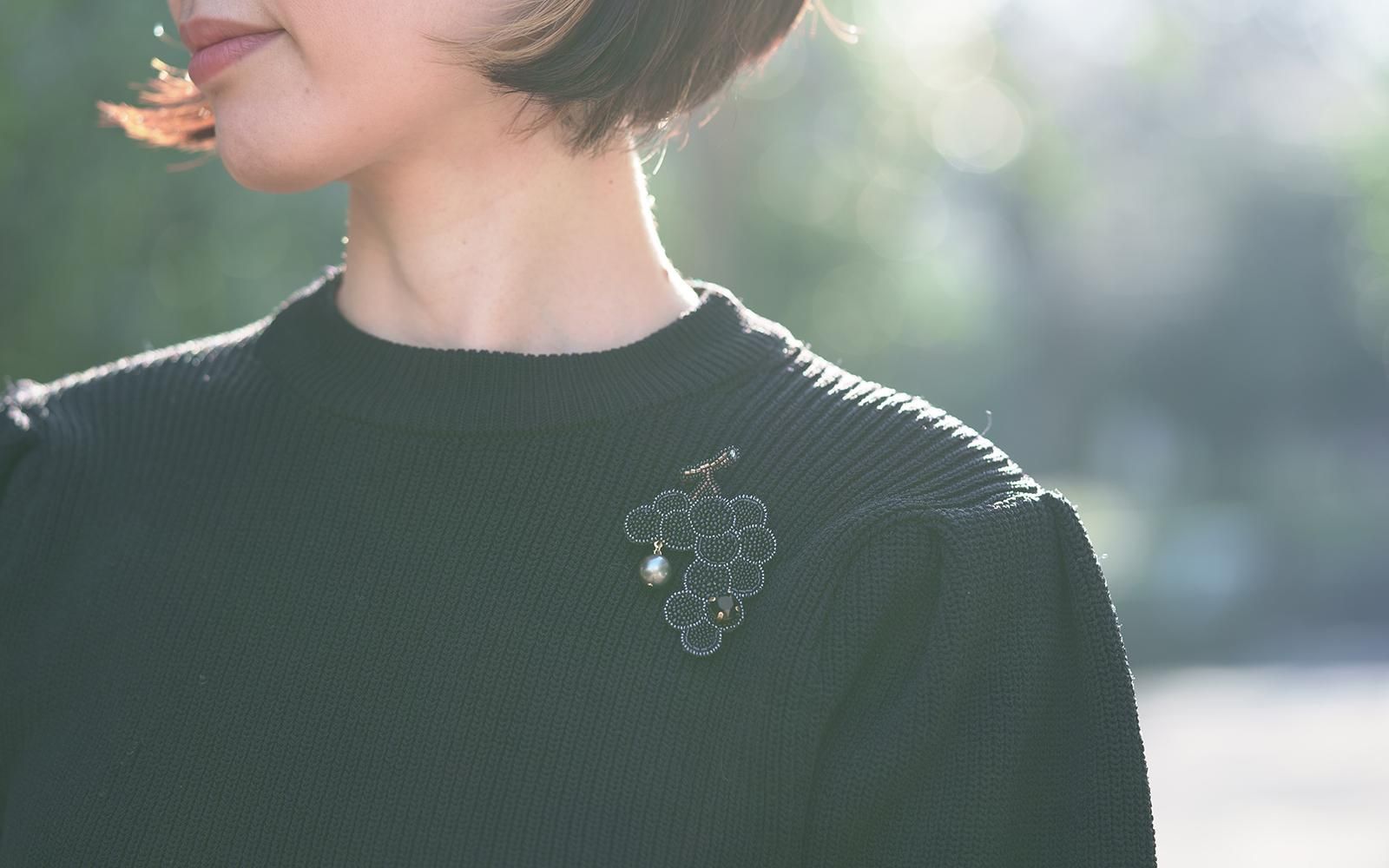 黒ぶどう ブローチ - WEB SHOP | maison des perles｜メゾン・デ・ ペルル