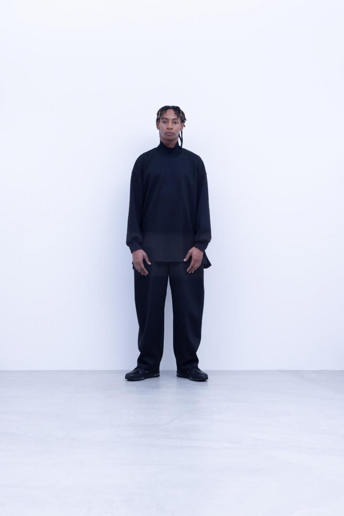 ポリエステル・スプリンギィ ダンボールニット タートルネックプル