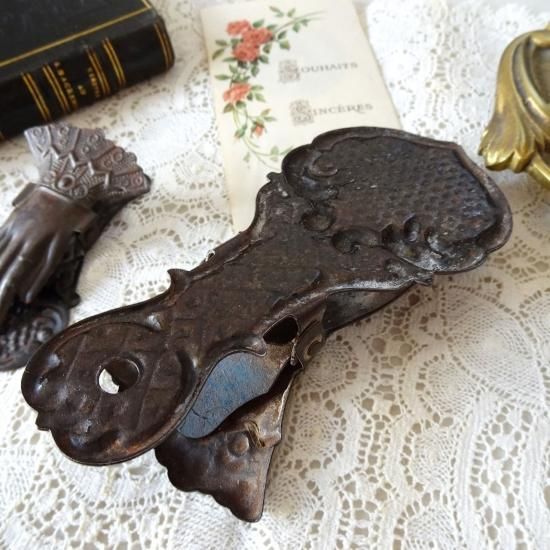 アンティーク ハンドクリップ | フランス 20世紀初頭 貴婦人の手 黒い