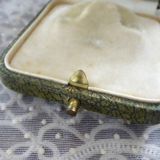 アンティーク ジュエリーボックス | フランス 宝石店のジュエリー