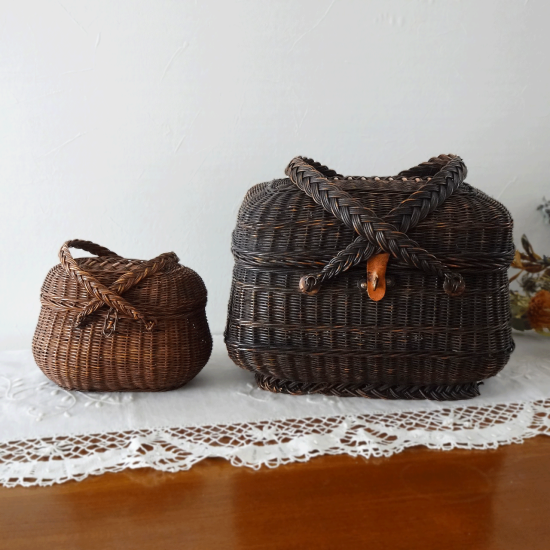 アンティークバスケット | フランス 19世紀 小さなパニエ 蓋付き 籐の