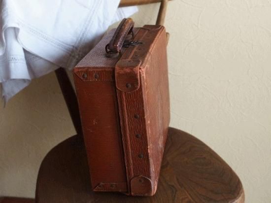 フランス 小さなアンティークトランク