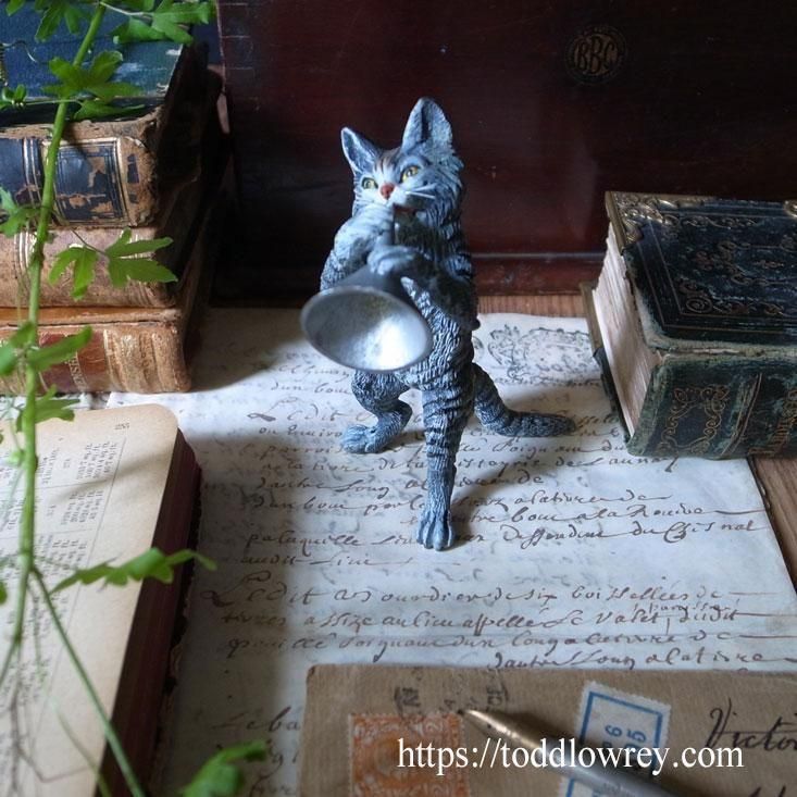 猫はラッパを吹き鳴らす / Vintage Vienna Bronze Cat Playing the
