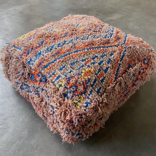 モロッコ ヴィンテージラグのプフ60㎝×H20㎝「モロッコインテリアの