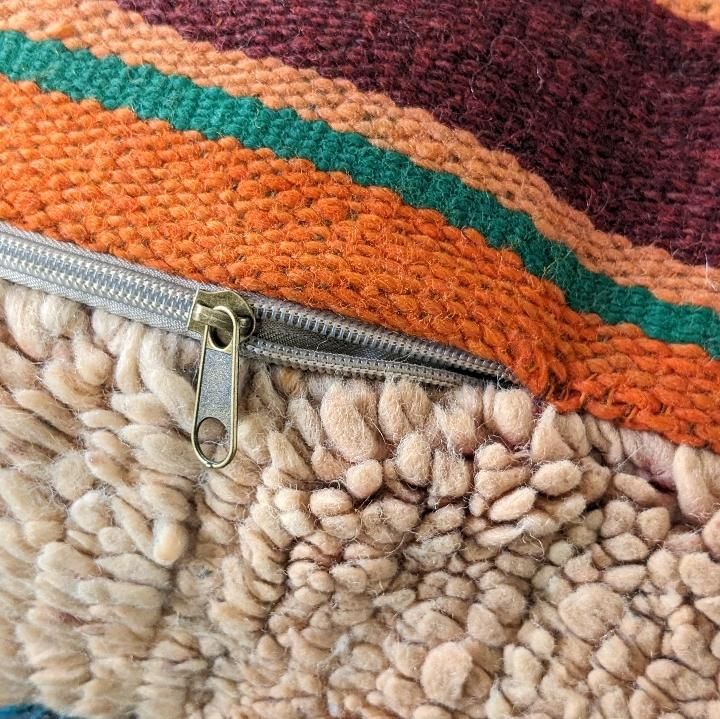 モロッコ ヴィンテージラグのプフ60㎝×20㎝「モロッコインテリアの