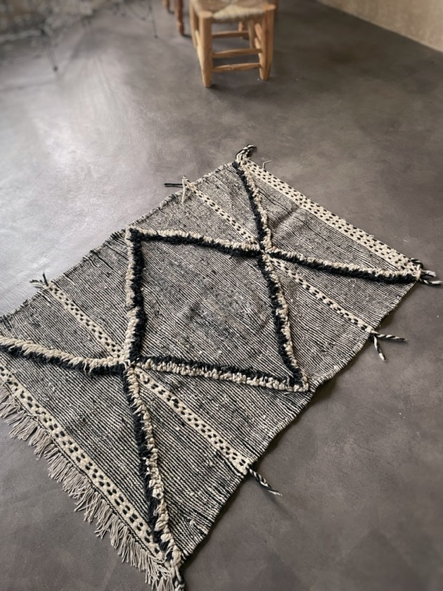 モロッコラグ「ZANAFIキリムキャメル」ブジャァッド産 ウール手織りラグ