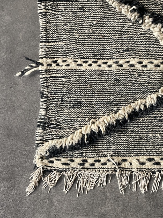 モロッコラグ「ZANAFIキリムキャメル」ブジャァッド産 ウール手織りラグ