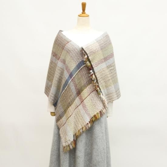 ベビーアルパカ100％手織りのポンチョ（1点物）Made in japan