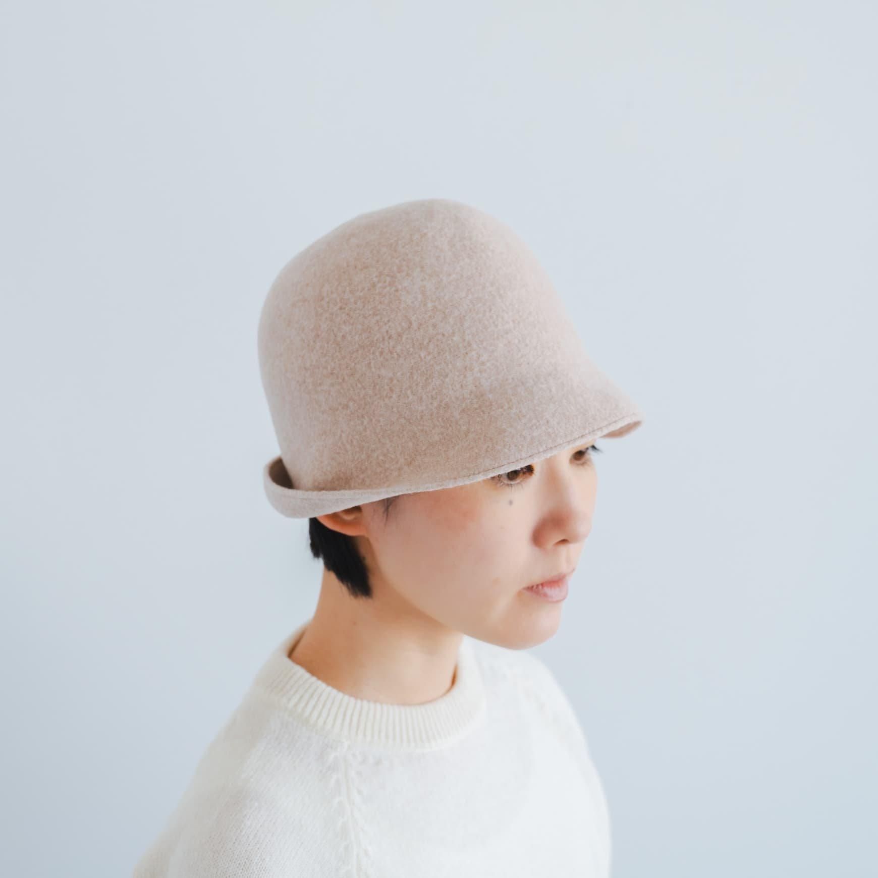 mature ha.（マチュアーハ）｜MKF-24130 bell hat lamb / ベージュ