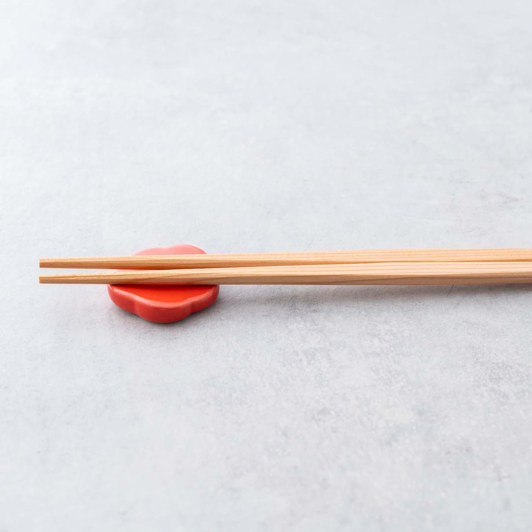 箸勝本店｜吉野杉本柾赤染バラ利久箸 18膳 - テーブルウェア