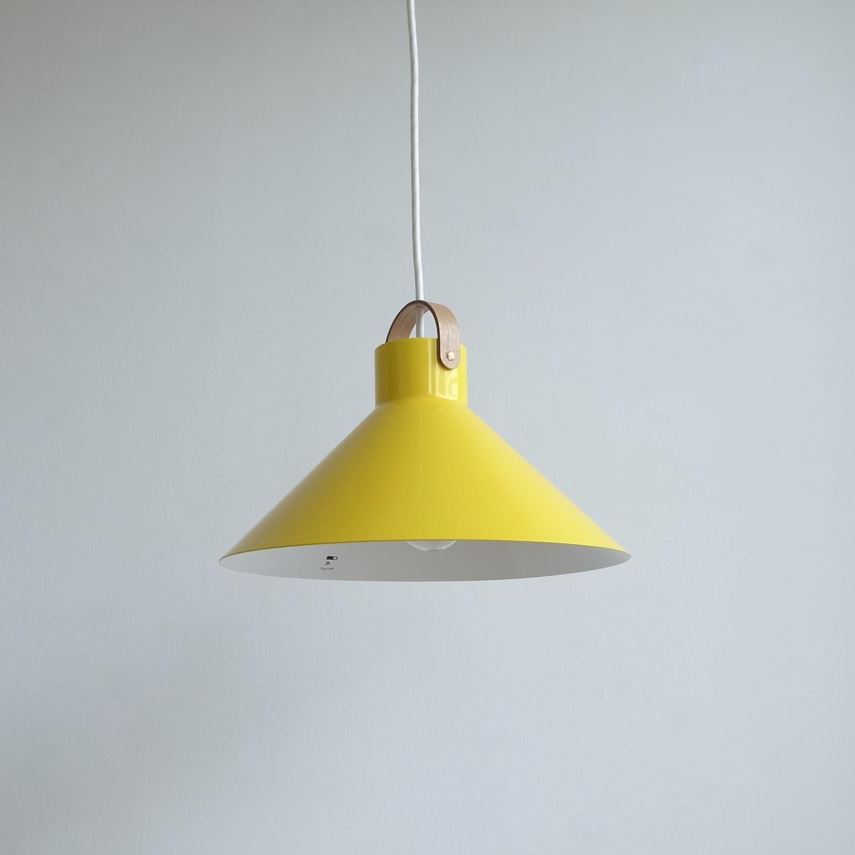 CLASKA（クラスカ）｜アトリエランプ イエロー - 家具 - ランプ - 女性