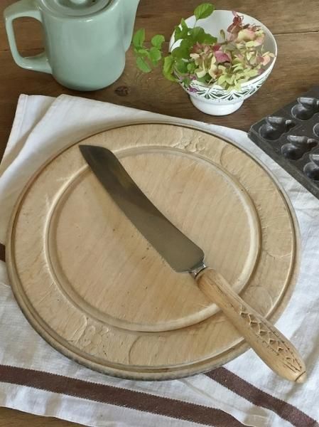 イギリス ブレッドボード＆ナイフ - アンティークモール＆蚤の市情報