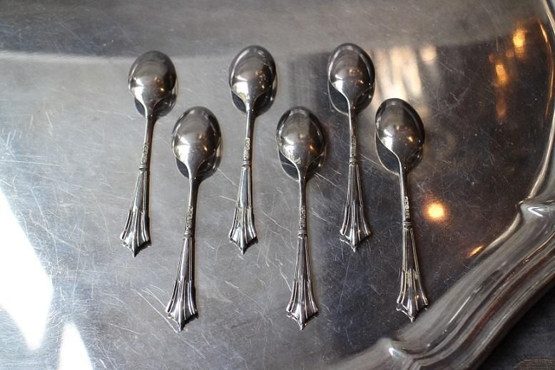 英国製スターリングシルバー繊細なスプーンセット