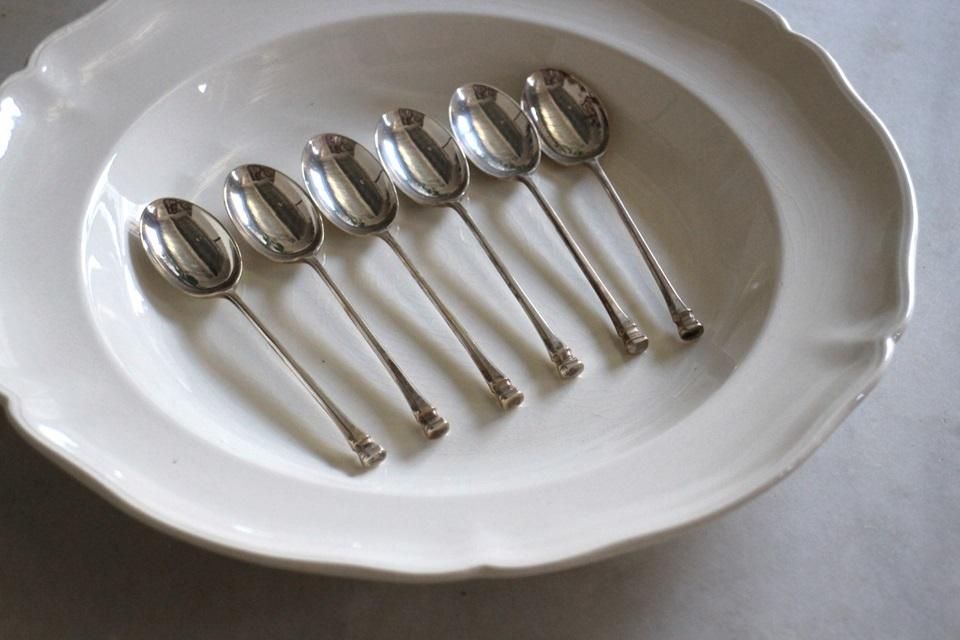 英国製重厚なスターリングシルバースプーンセット