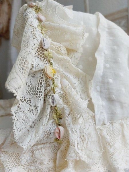 アンティークレース ロココ装飾ドールベッド