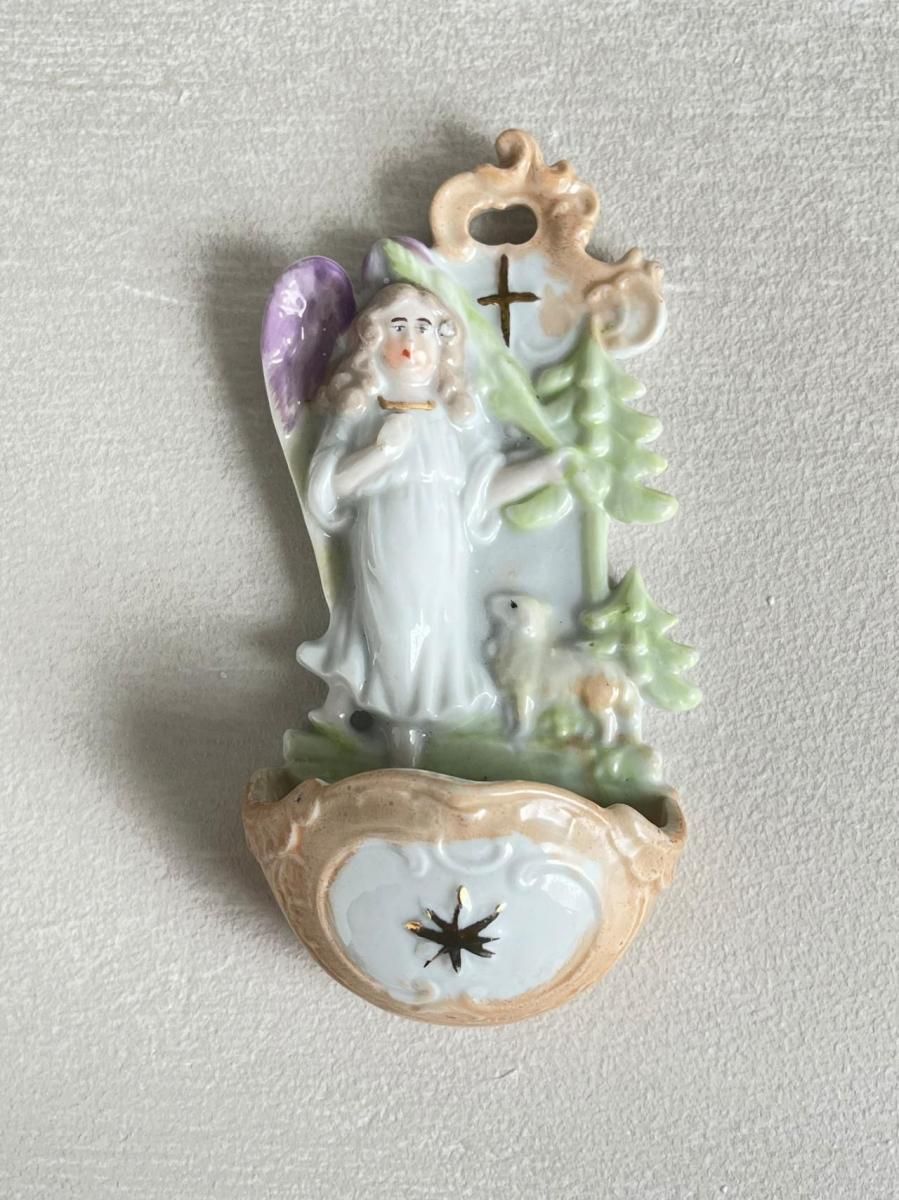 フランス製ベニチエ｜女性天使の聖水盤 陶磁器製