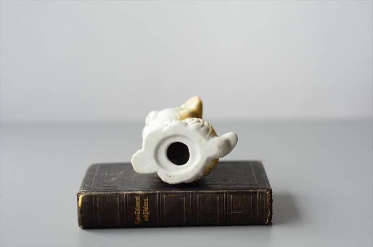 ドイツ製アンティーク陶磁器猫フィギュア 洗練の空気感