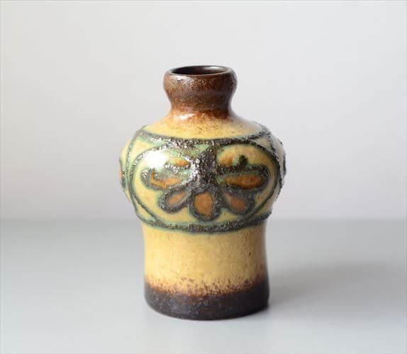 ドイツ製ヴィンテージ花瓶 芸術性高い一輪挿し