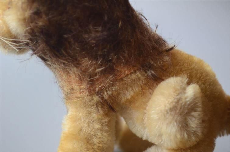 ドイツ製ヴィンテージぬいぐるみ 希少なライオンLeo