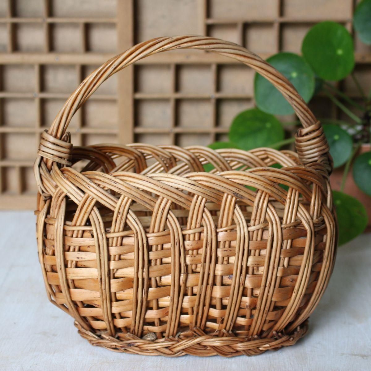 アンティークバスケット・花かご特集｜自然素材・ヴィンテージ一覧