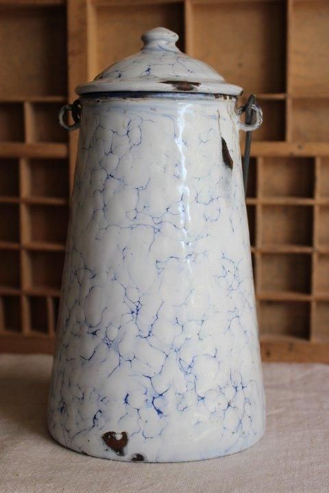 フランス発アンティーク マーブルホーローミルクポット