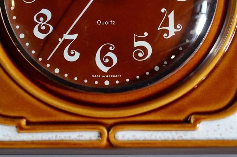 ドイツ製 Schatz きれいなバイカラーブラウン陶器の壁時計 壁掛け