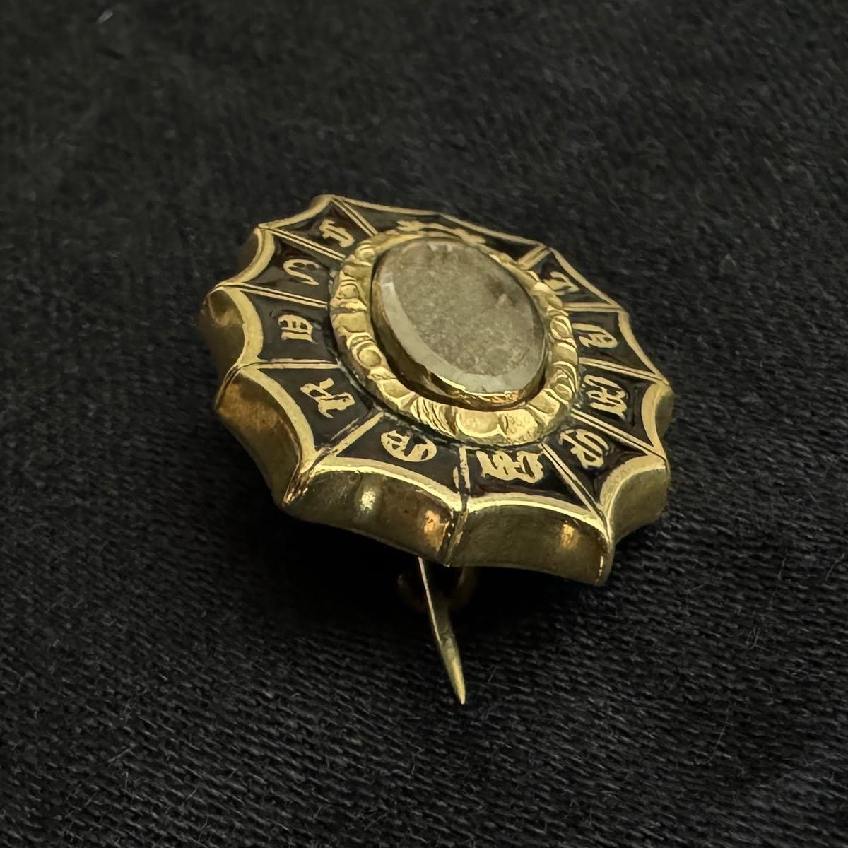 ヴィクトリアン シルバーギルト ヘア モーニングブローチ（Victorian