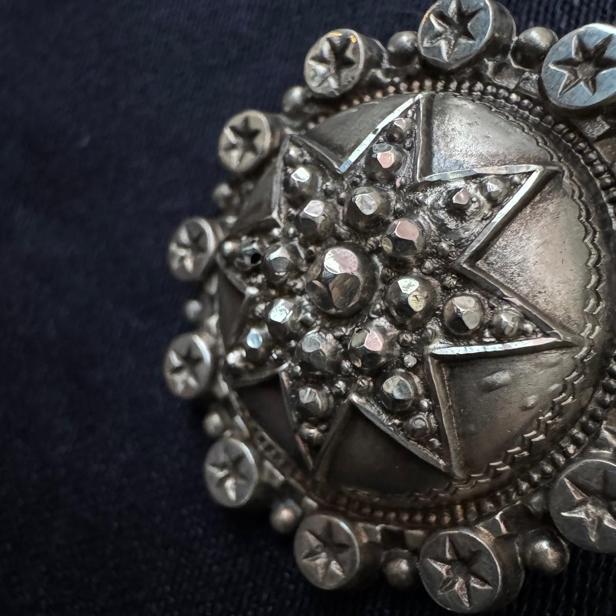 ヴィクトリアン シルバー モーニングブローチ 八芒星（Victorian