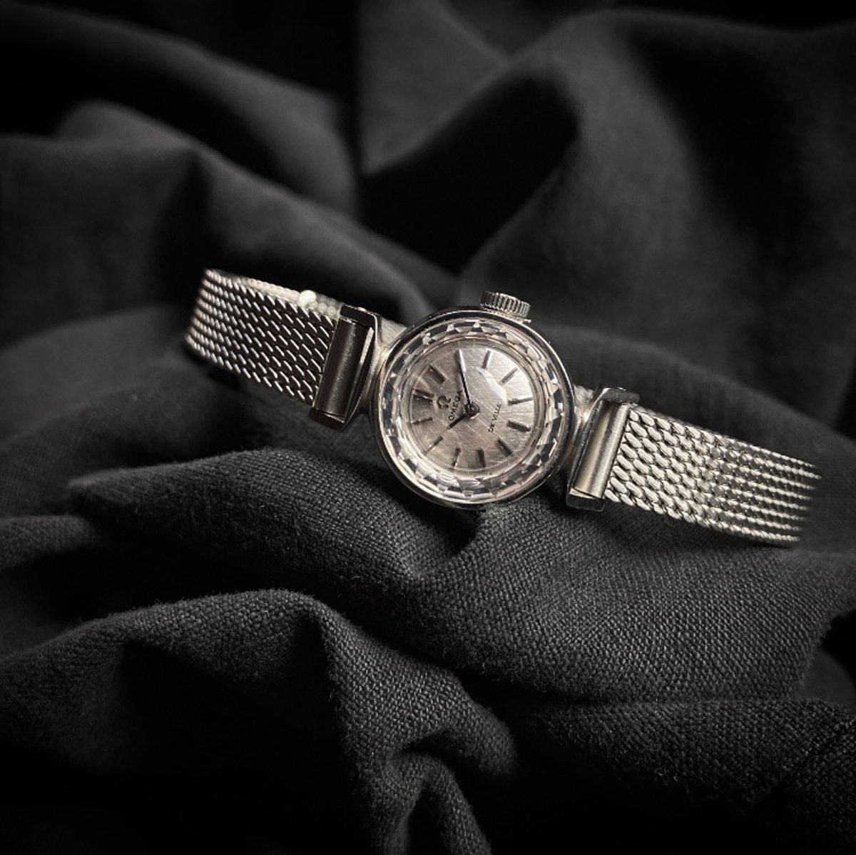 OMEGA DE VILLE（オメガ デビル） テクスチャーダイヤル 純正メッシュ