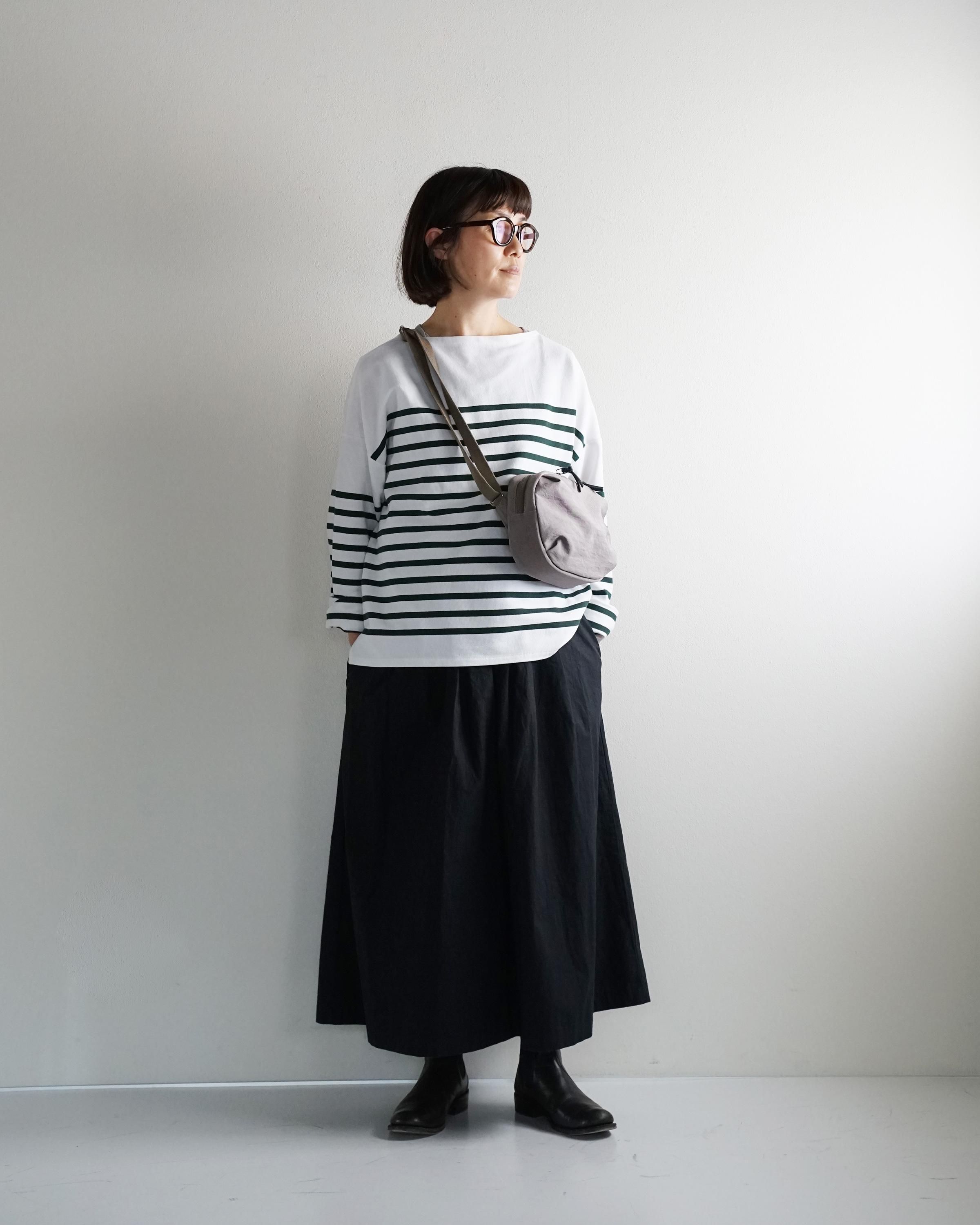 NIZYU KANO / にじゅうかのう FUKUI SIWAナイロンボディバッグS