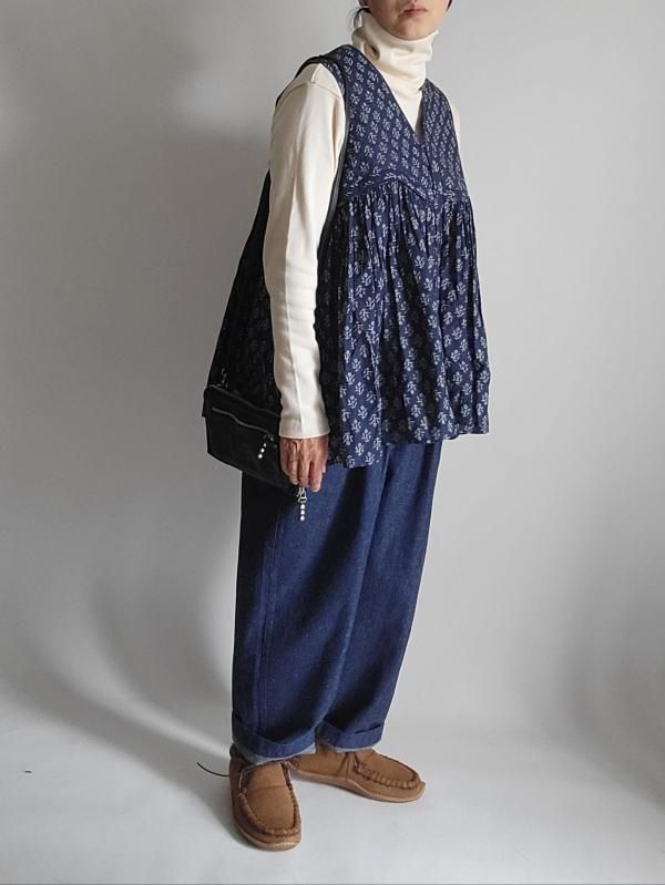 maison de soil（メゾンドソイル）Vネックノースリーブシャツ 80s