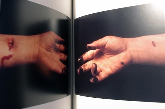 Andres Serrano: Works 1983-1993 アンドレス・セラーノ 図録 - 古書