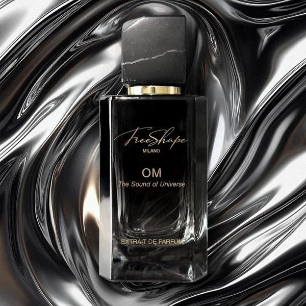 フリーシェイプミラノ 香水 OM(オーム) | ウッディなエキストラド
