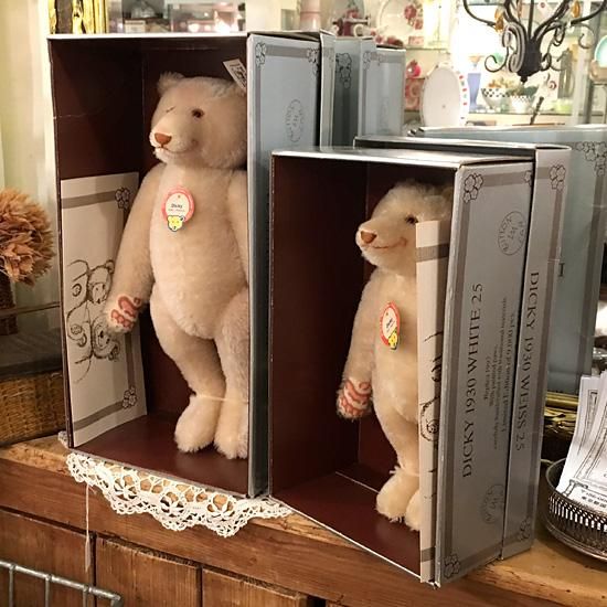 シュタイフ社 ＊ 1992年生まれ ＊「 ディッキー1930ホワイト・33