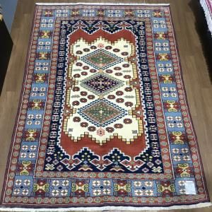 アクセントラグ・1.5畳サイズ - ギャッべ・キリム・トルコ絨毯 専門店