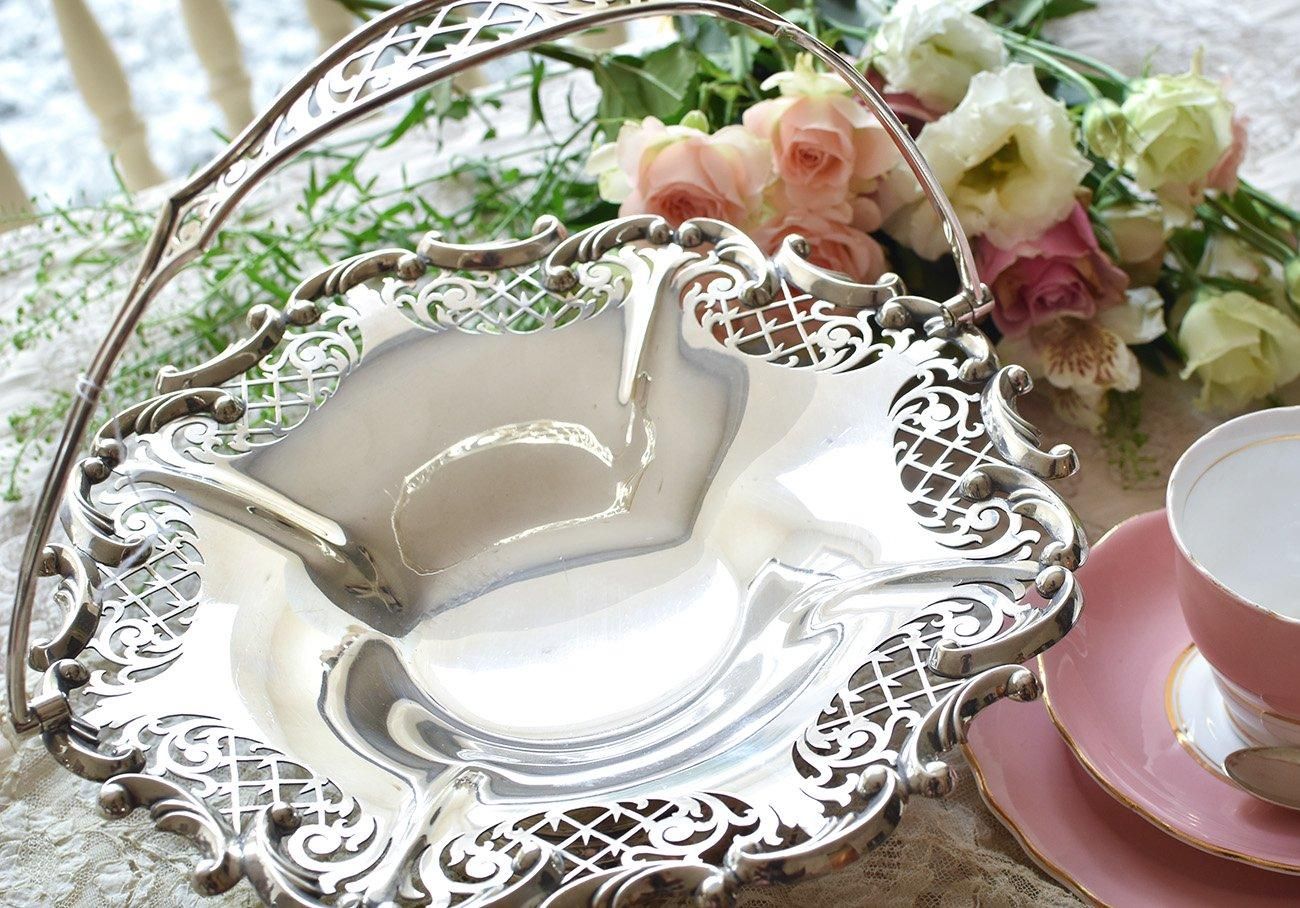 英国アンティーク銀器【シルバープレート】透かしのバスケット