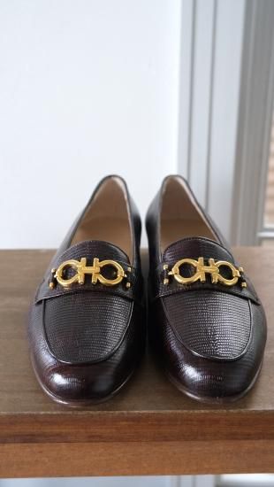 サルヴァトーレフェラガモ | TASHA ローファー - lamadri vintage