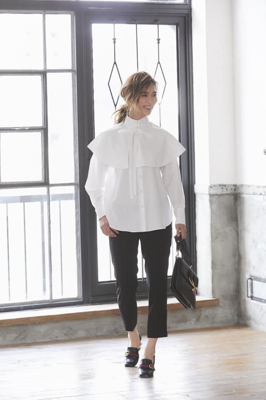 ケープ付きパールボタンシャツ(ホワイト) - seventen