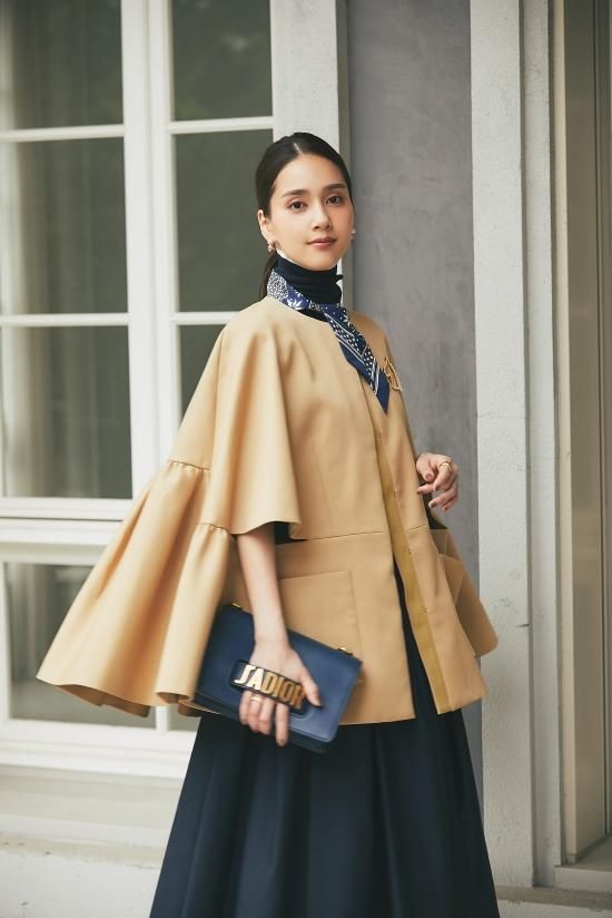 ダブルクロスフレアショートコート(ベージュ) - seventen