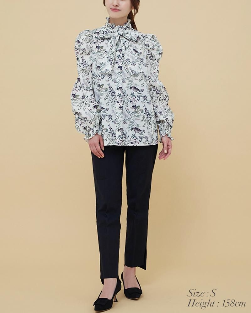 木の実柄プリントブラウス(オフホワイト) - seventen