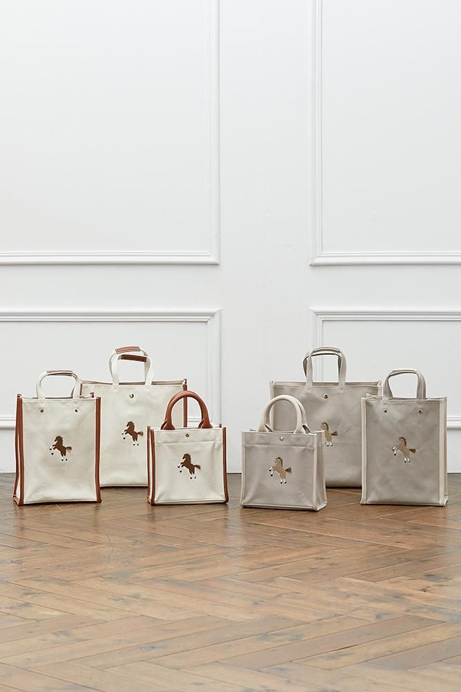 再入荷】ワンポイント刺繍トートバッグ(オフホワイト/ミニ) - seventen