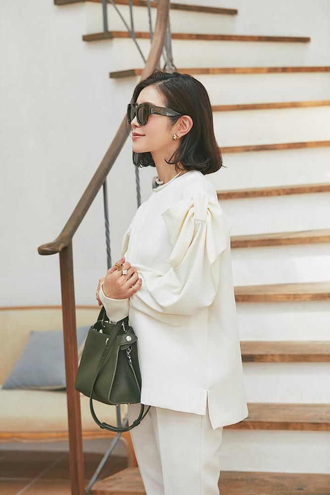 リボンドレープトップス(オフホワイト) - seventen