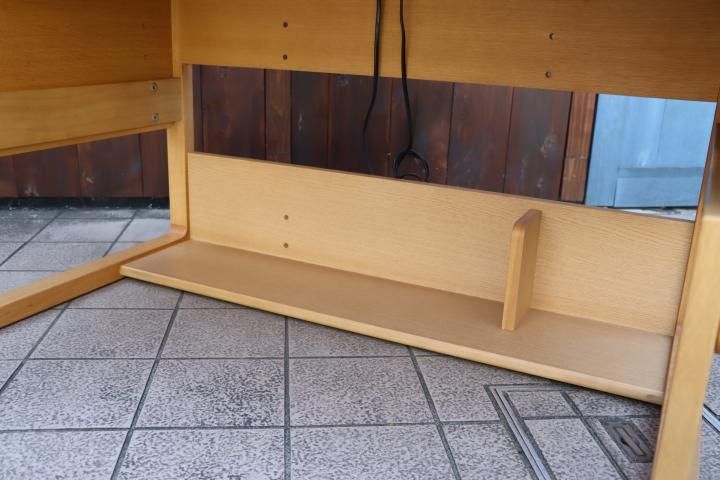 値下げ/karimoku(カリモク)とBenesse(ベネッセ)のコラボ商品 学び成長