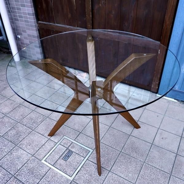 イタリアのCalligaris(カリガリス)社のTOKYO(トーキョー) 円形