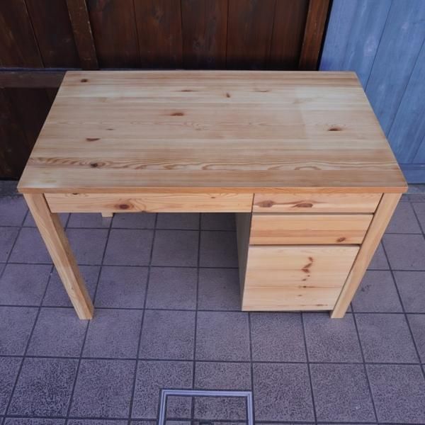 無印良品(MUJI)のパイン材シリーズのパーソナルデスク＆キャビネット