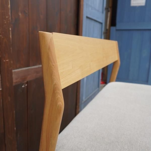 unico(ウニコ)のSIGNE(シグネ)シリーズのダイニングベンチです