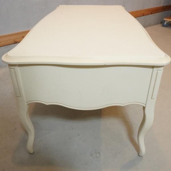 値下げ/英国 LAURA ASHLEY(ローラアシュレイ)のprovencale(プロヴァン