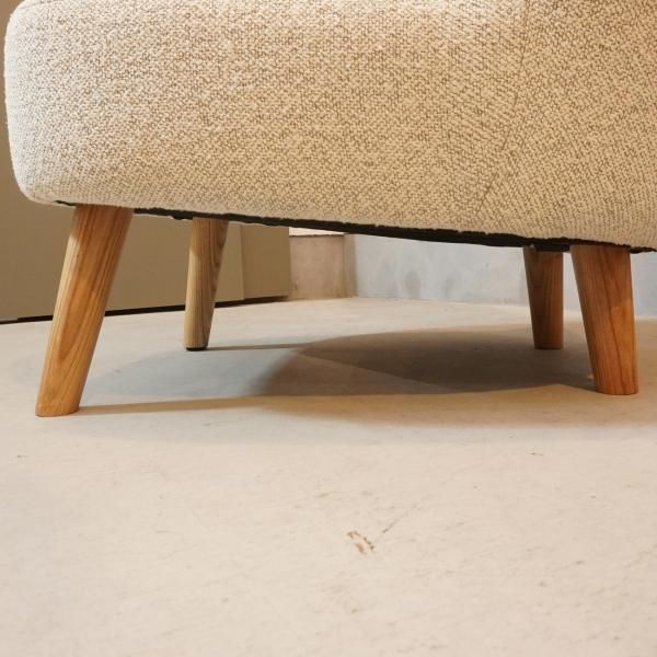 unico(ウニコ)のPUUK(プーク)ラウンジチェアです。ぷっくりとした丸み