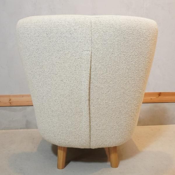 unico(ウニコ)のPUUK(プーク)ラウンジチェアです。ぷっくりとした丸み